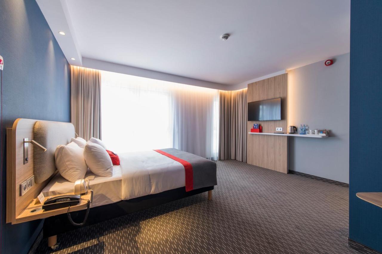 Holiday Inn Express Warsaw - Mokotow By Ihg Eksteriør billede