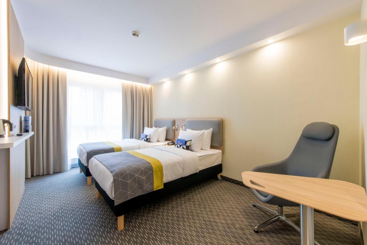 Holiday Inn Express Warsaw - Mokotow By Ihg Eksteriør billede