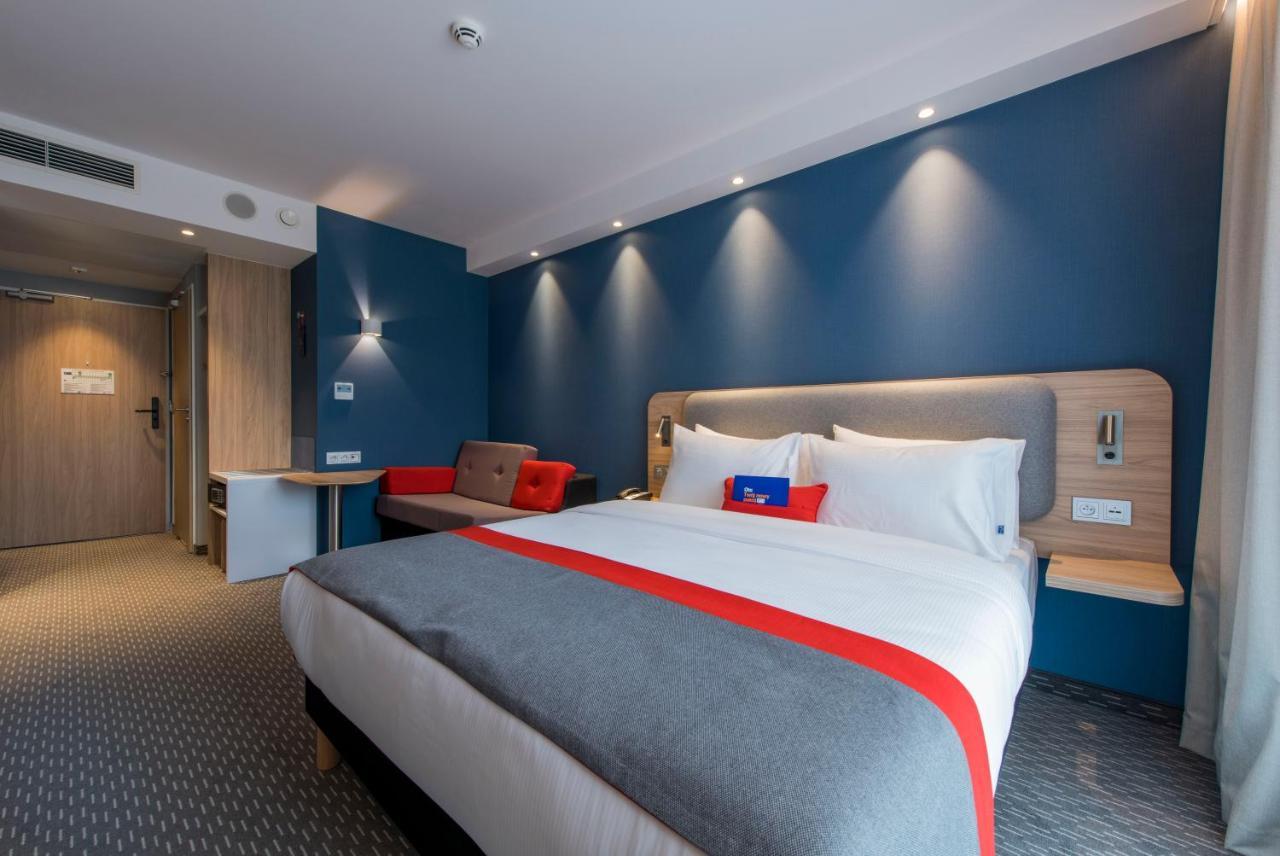 Holiday Inn Express Warsaw - Mokotow By Ihg Eksteriør billede