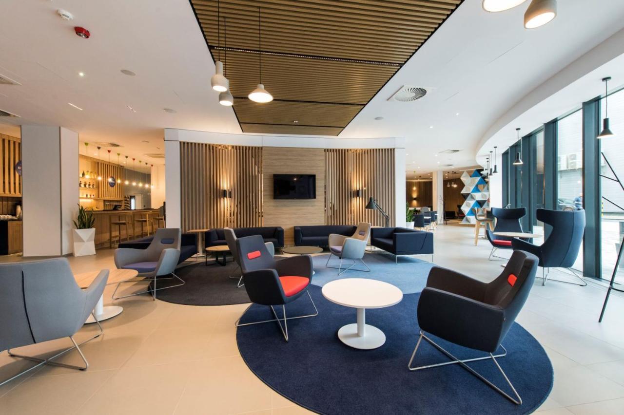 Holiday Inn Express Warsaw - Mokotow By Ihg Eksteriør billede