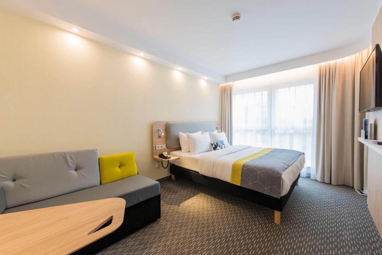 Holiday Inn Express Warsaw - Mokotow By Ihg Eksteriør billede
