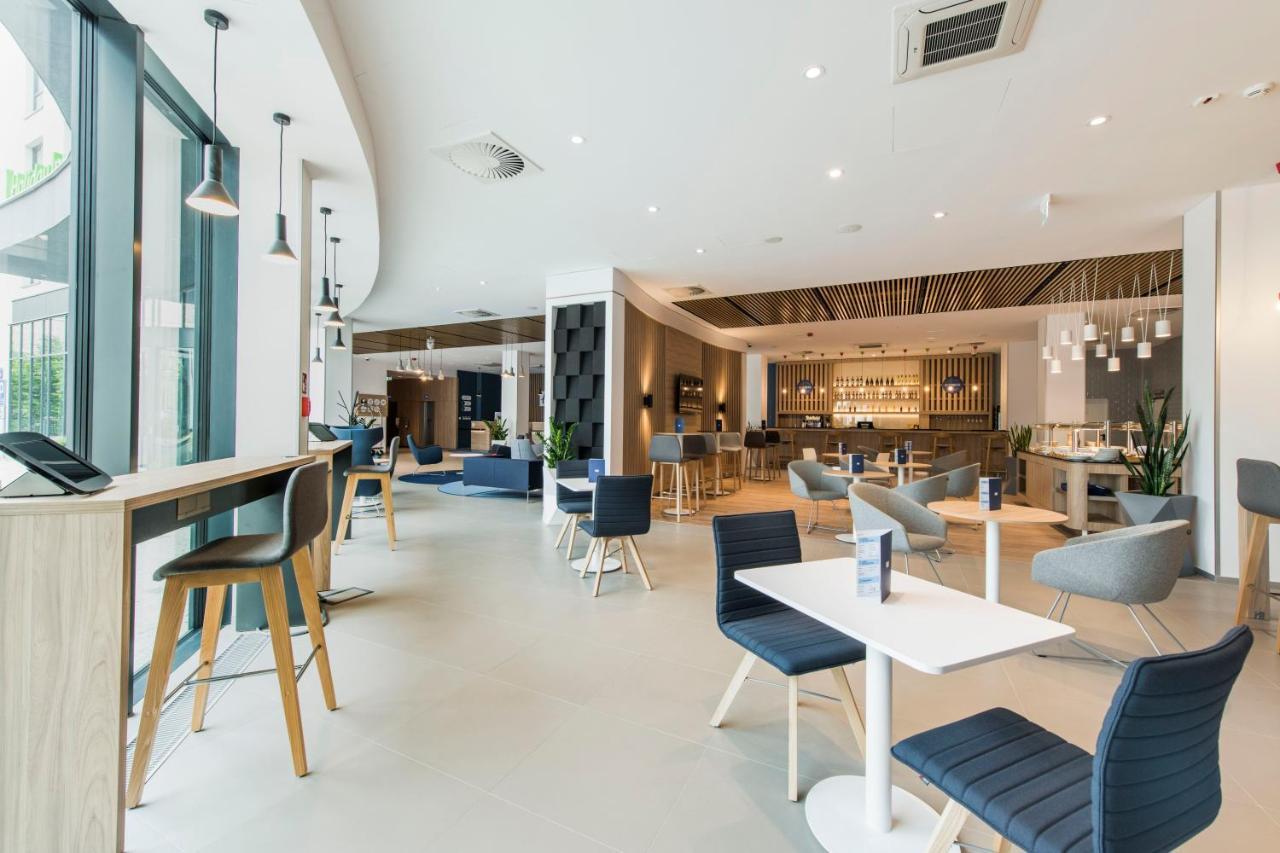 Holiday Inn Express Warsaw - Mokotow By Ihg Eksteriør billede