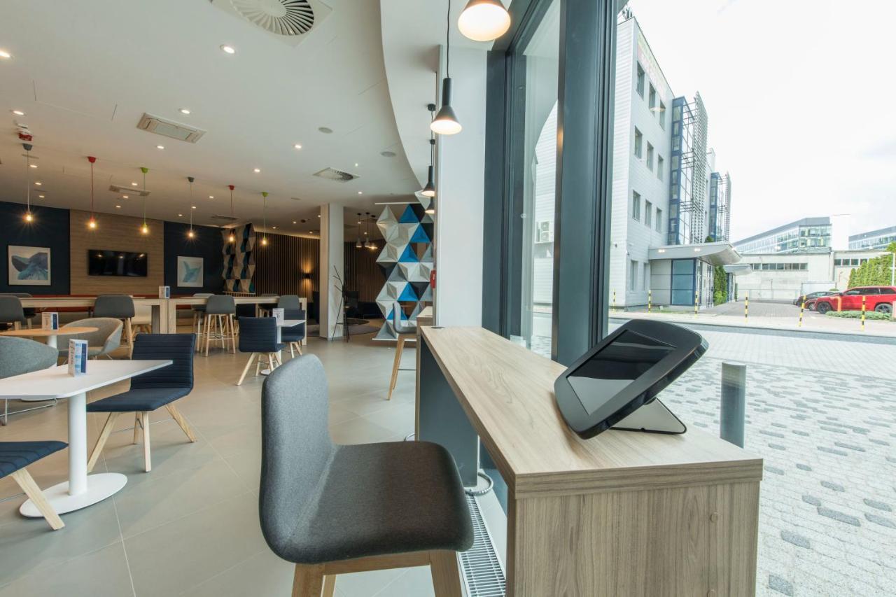 Holiday Inn Express Warsaw - Mokotow By Ihg Eksteriør billede