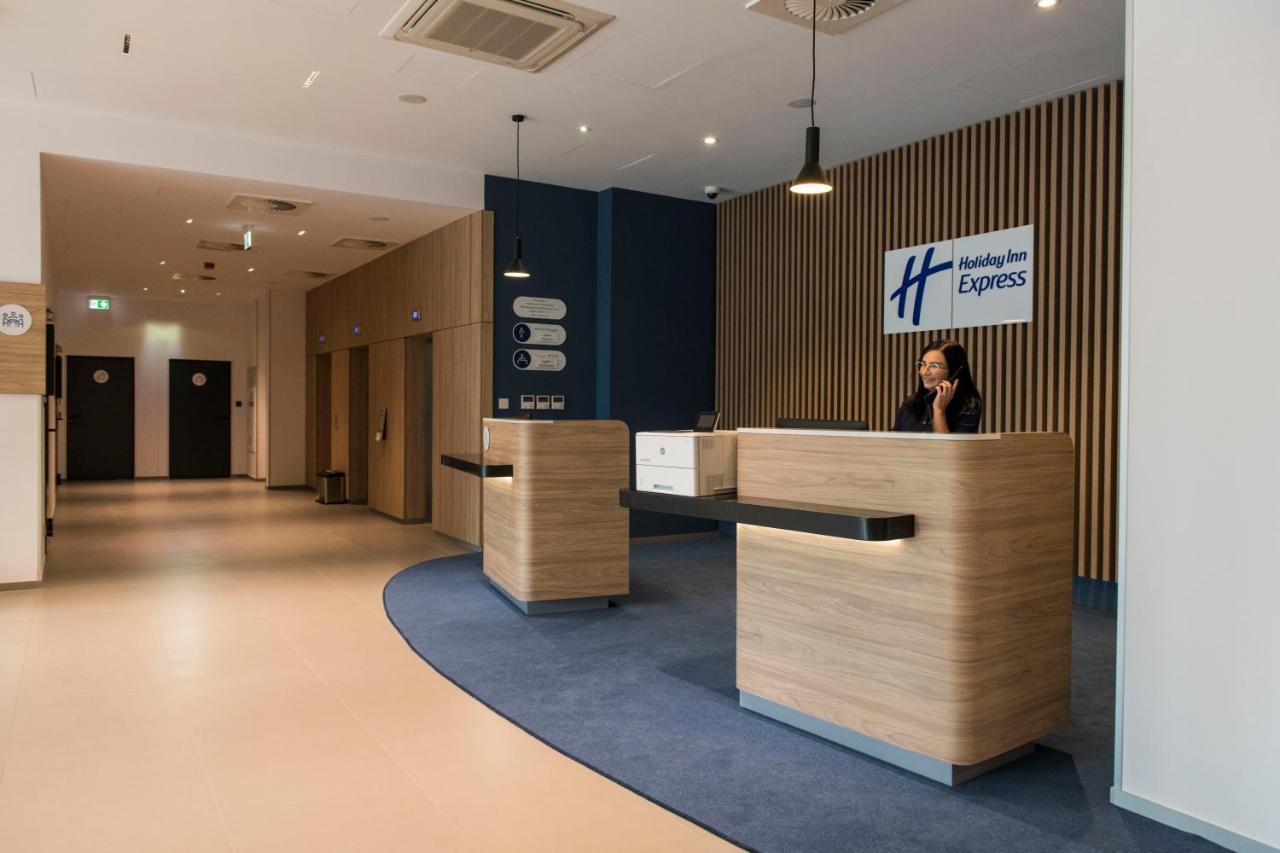 Holiday Inn Express Warsaw - Mokotow By Ihg Eksteriør billede