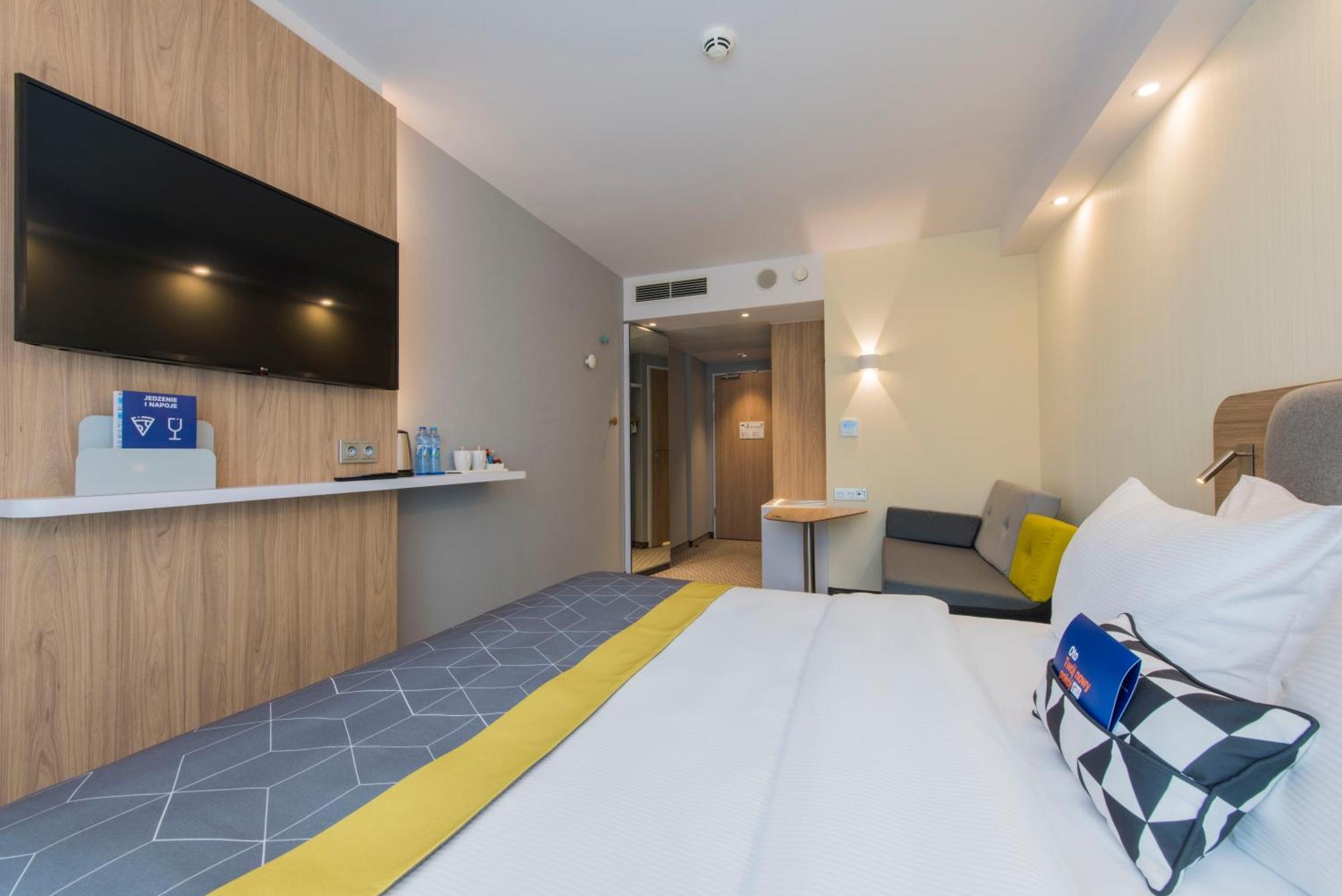 Holiday Inn Express Warsaw - Mokotow By Ihg Eksteriør billede